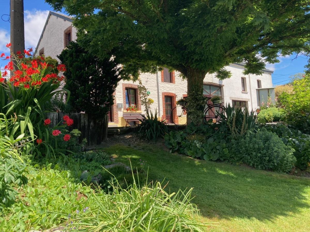 Les Demoiselles De La Semois Villa Poupehan Exterior foto
